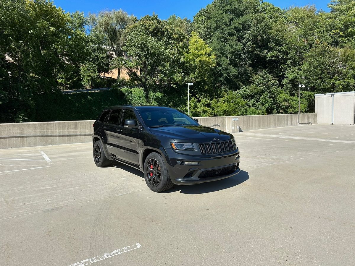 2016 Jeep Grand Cherokee SRT Night - Photo 3