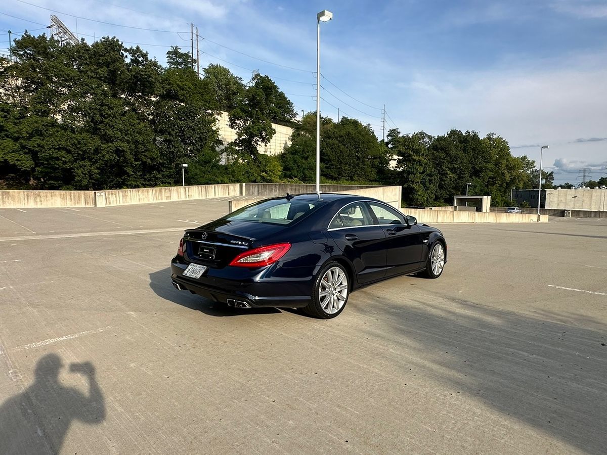 2012 Mercedes Benz CLS 63 AMG photo 5