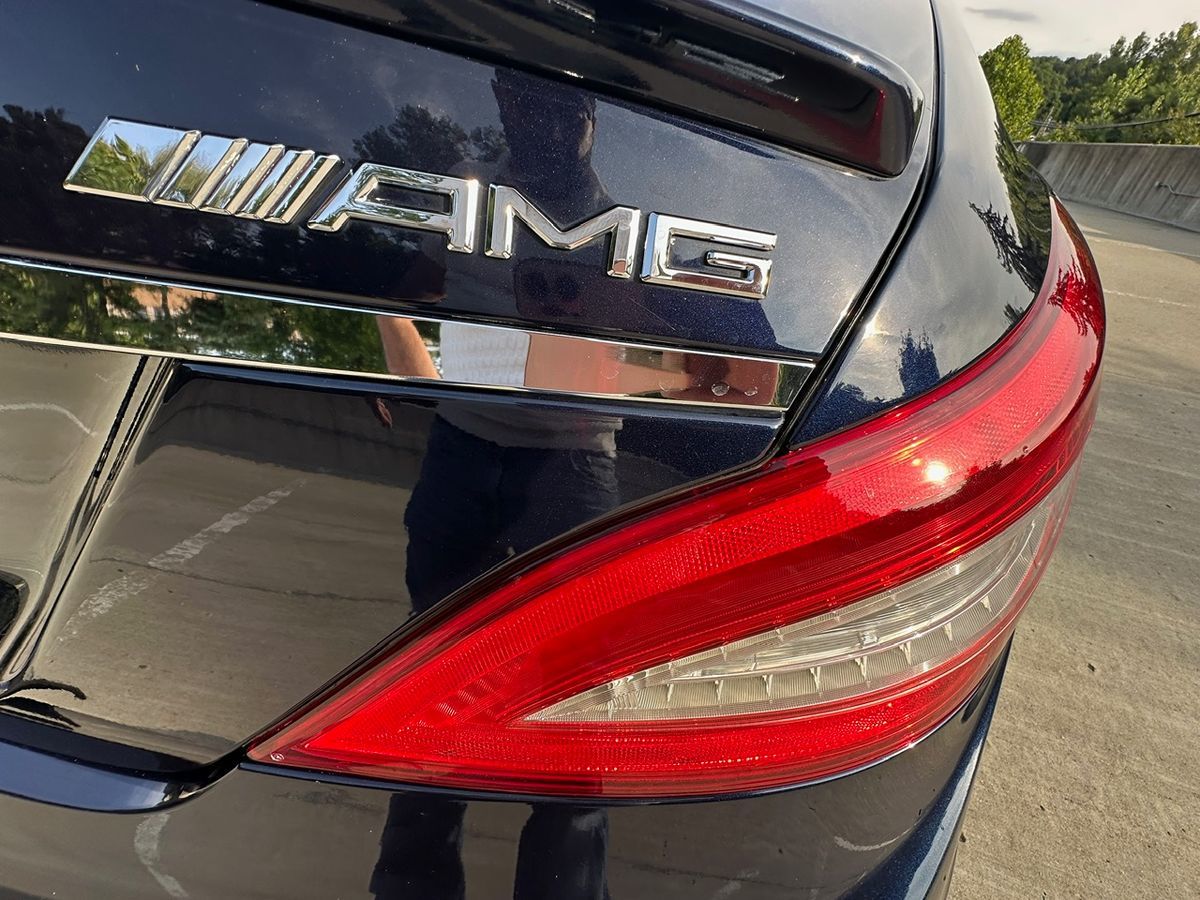 2012 Mercedes Benz CLS 63 AMG photo 13