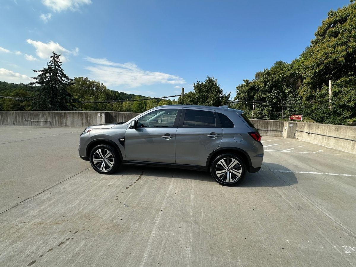 2021 Mitsubishi Outlander Sport ES photo 6