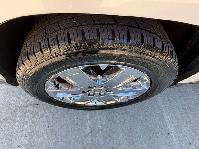 2017 Gmc Acadia Limited photo 9