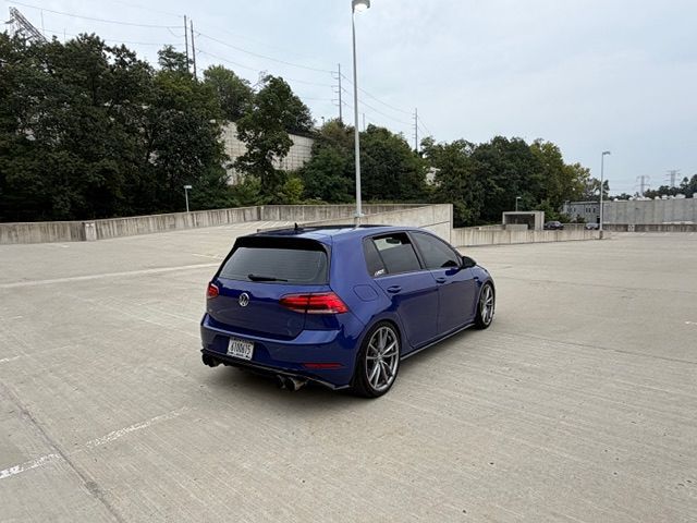 2018 Volkswagen Golf R Base photo 3