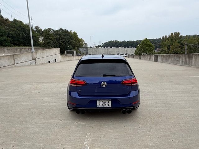 2018 Volkswagen Golf R Base photo 4