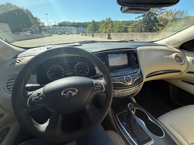 2019 Infiniti QX60 Luxe photo 13