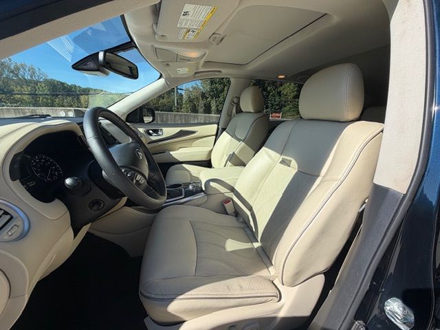 2019 Infiniti QX60 Luxe photo 16
