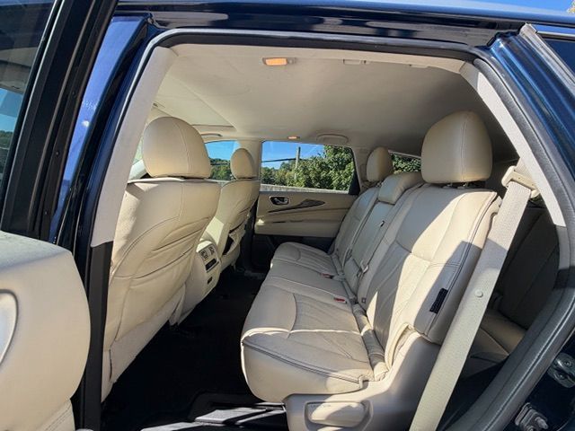 2019 Infiniti QX60 Luxe photo 17