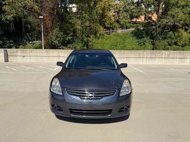 2012 Nissan Altima 2.5 S photo 2