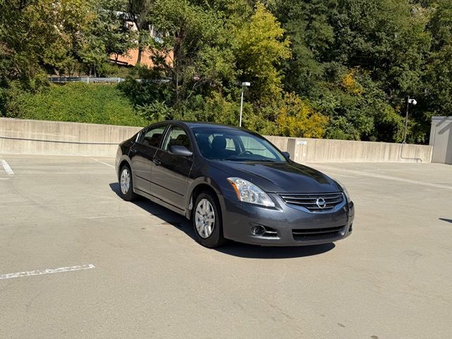 2012 Nissan Altima 2.5 S photo 3