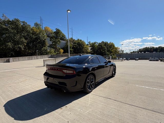 2019 Dodge Charger R/T Plus photo 4