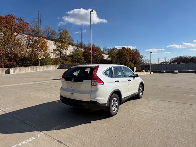 2014 Honda CR-V LX photo 4