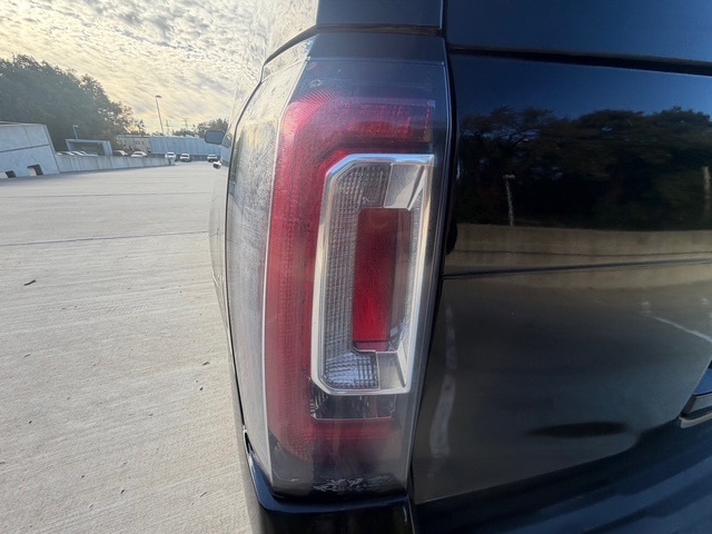 2020 GMC Yukon XL SLT - Photo 15