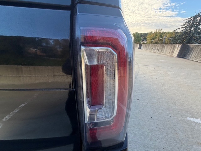 2020 GMC Yukon XL SLT - Photo 16