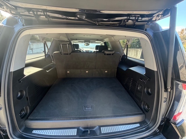 2020 GMC Yukon XL SLT - Photo 17