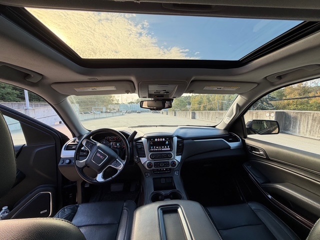 2020 GMC Yukon XL SLT - Photo 23