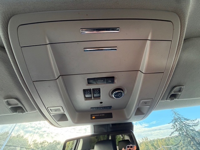 2020 GMC Yukon XL SLT - Photo 31
