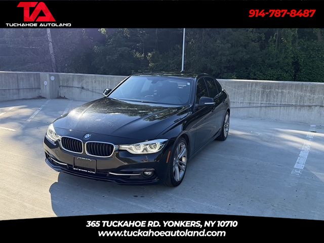 2018 BMW 3 Series 330i xDrive Sedan's photo