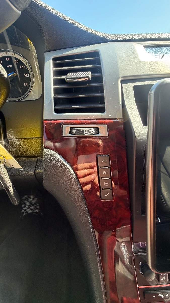 Photo 20 of this Cadillac Escalade