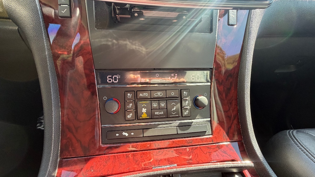 Photo 21 of this Cadillac Escalade