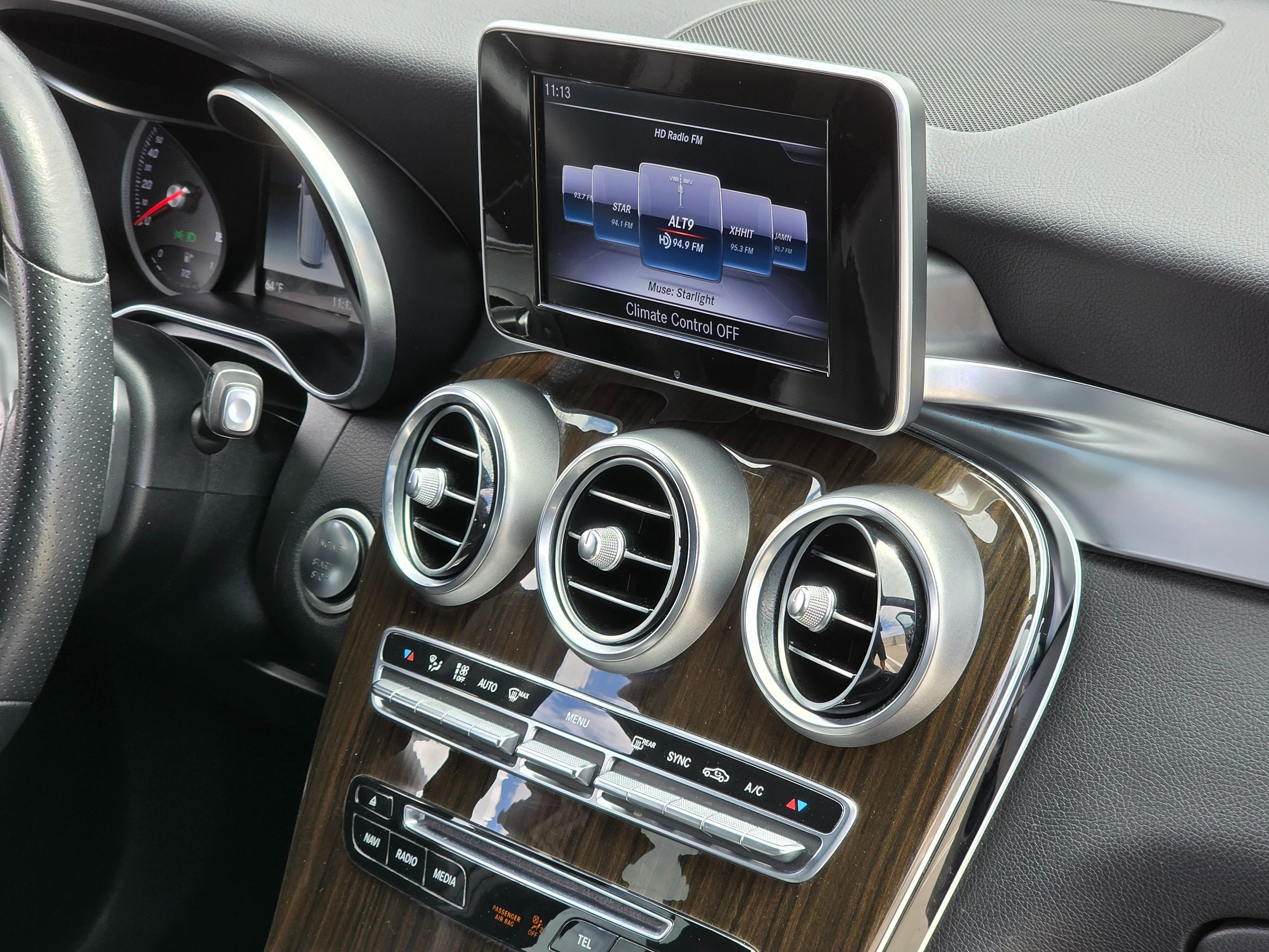 2018 Mercedes Benz GLC 300 photo 13