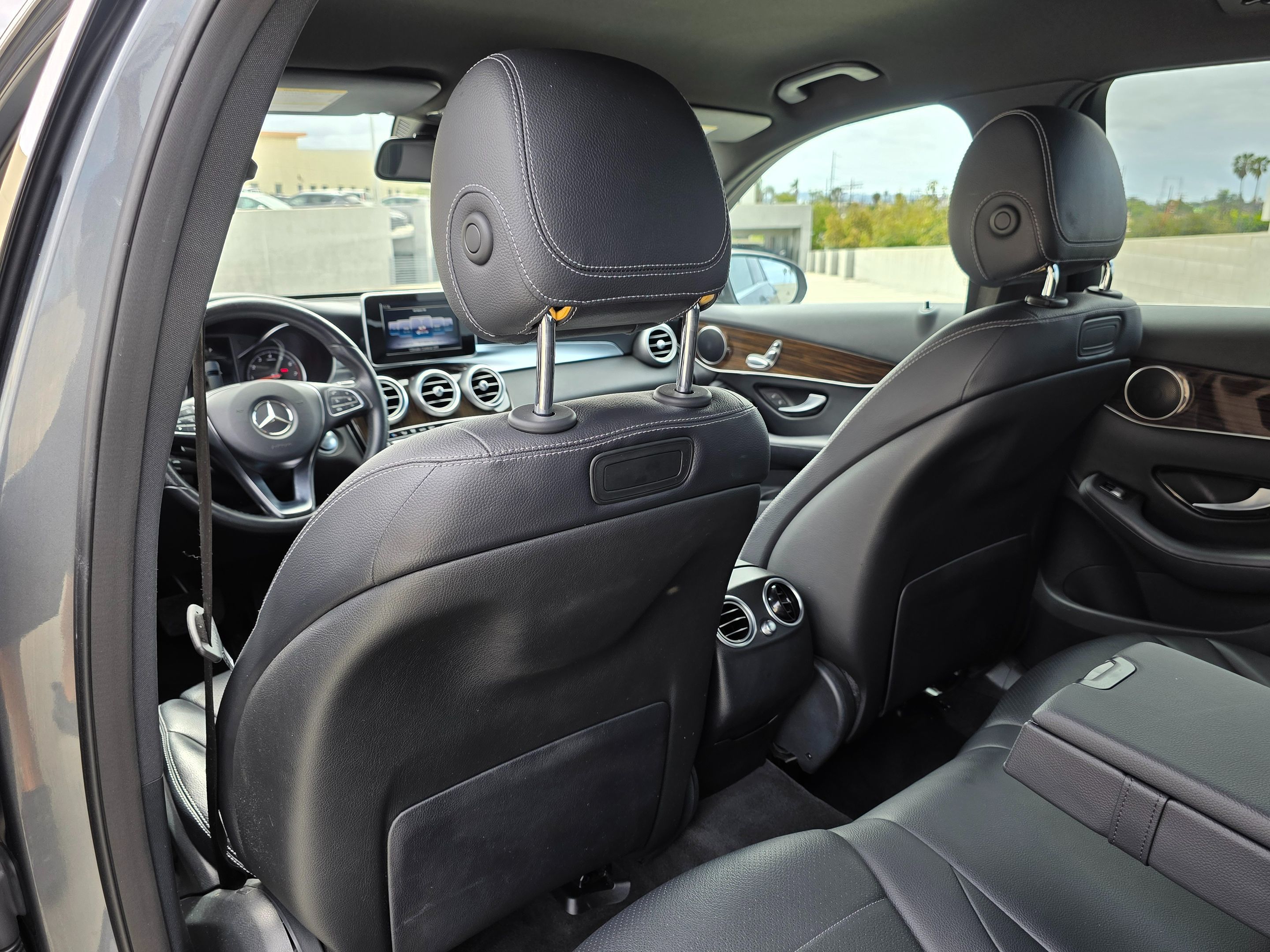 2018 Mercedes Benz GLC 300 photo 23