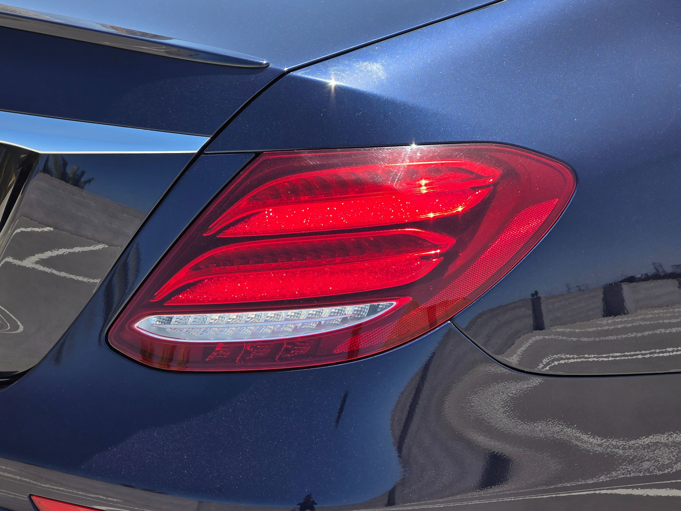 2019 Mercedes Benz E 300 Sedan photo 14