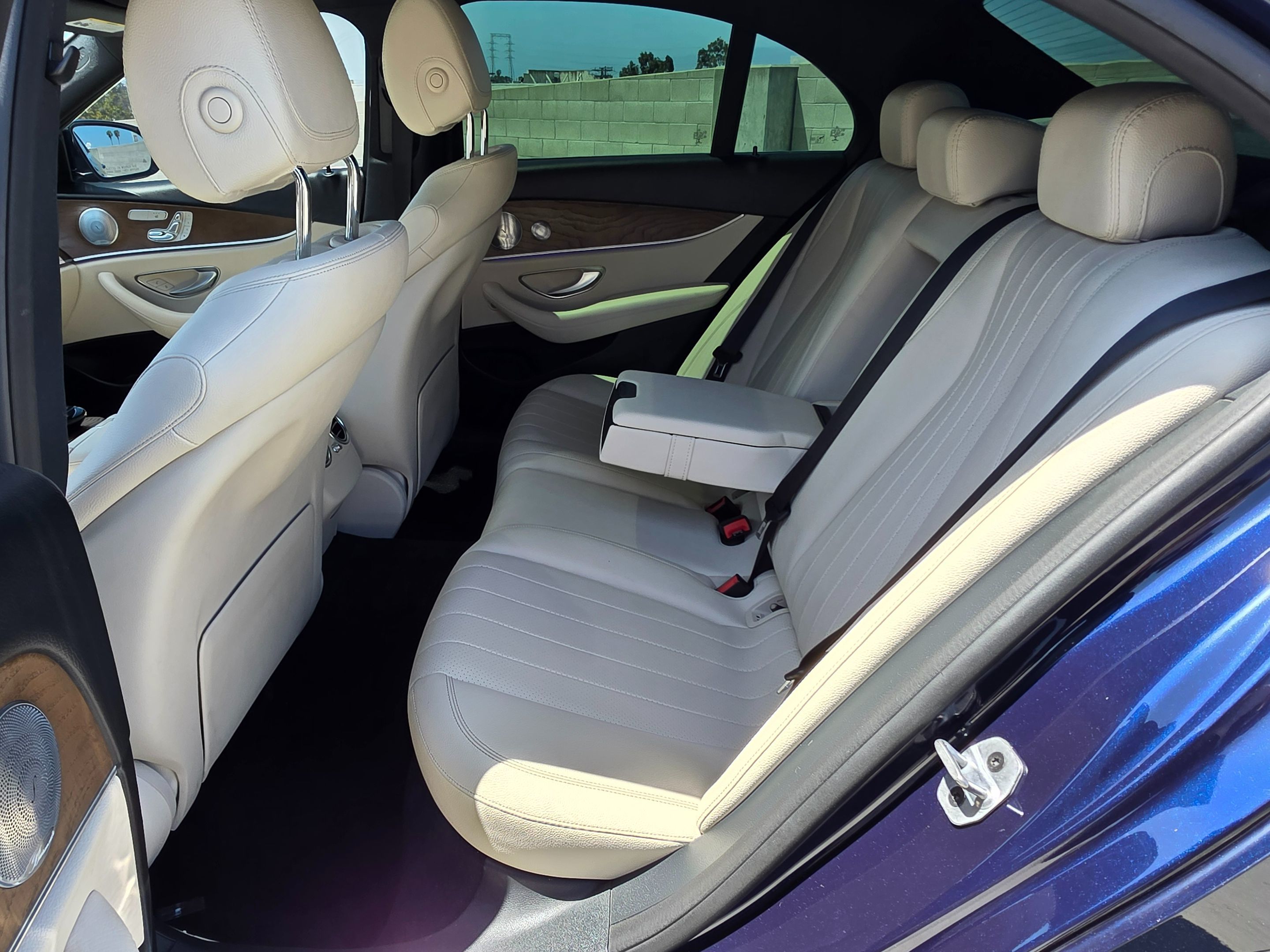 2019 Mercedes Benz E 300 Sedan photo 25