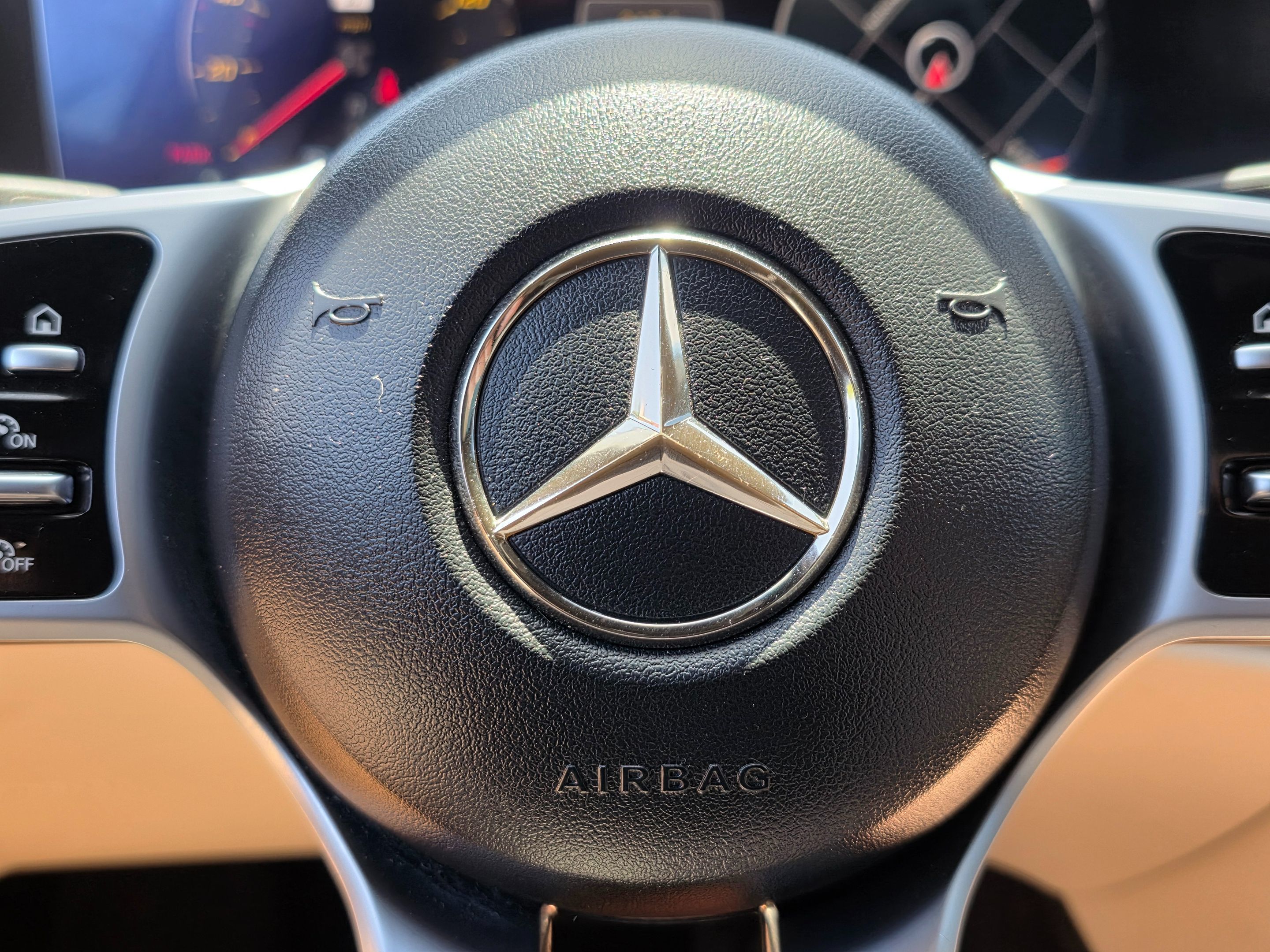 2019 Mercedes Benz E 300 Sedan photo 32