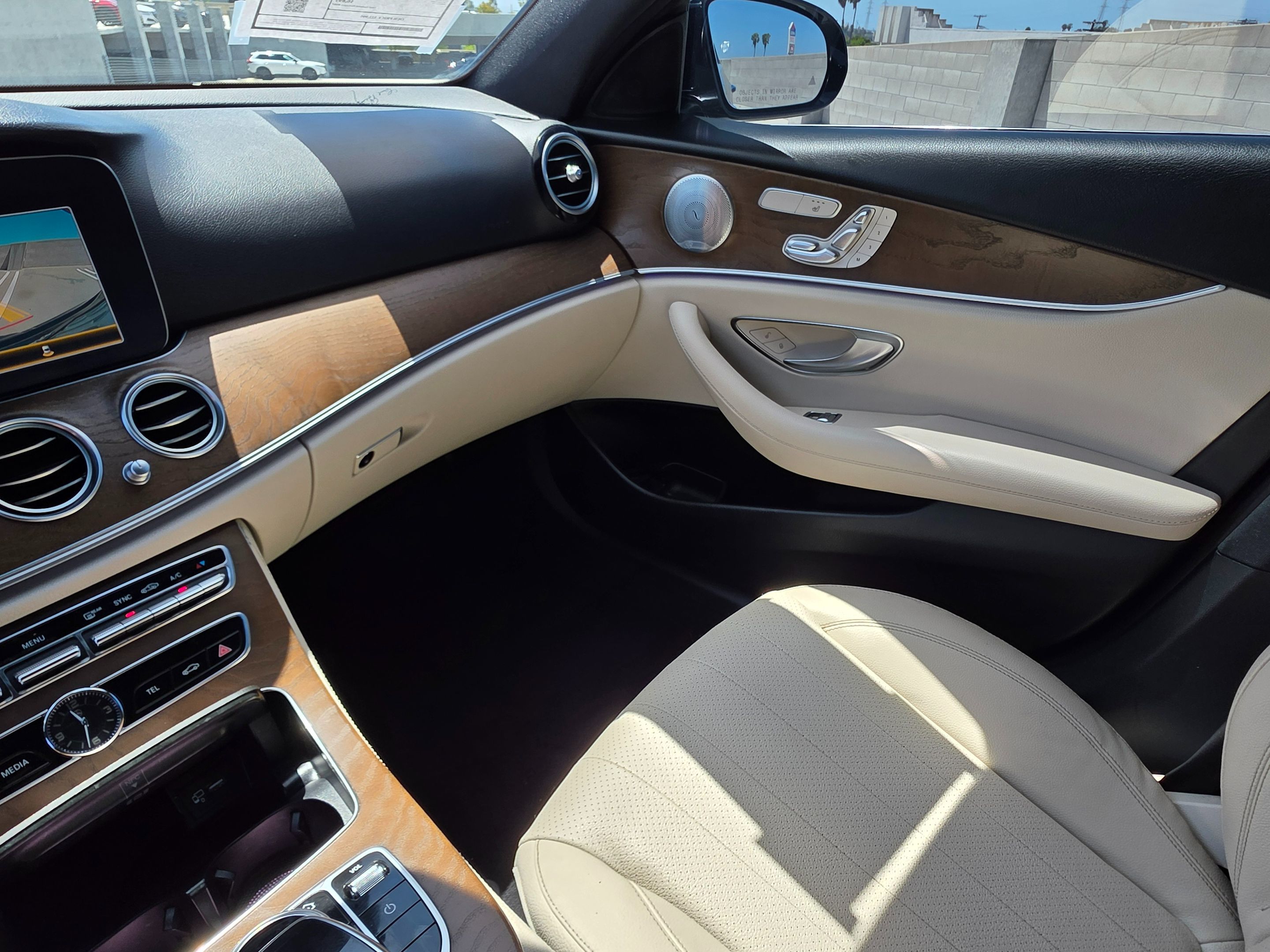 2019 Mercedes Benz E 300 Sedan photo 39