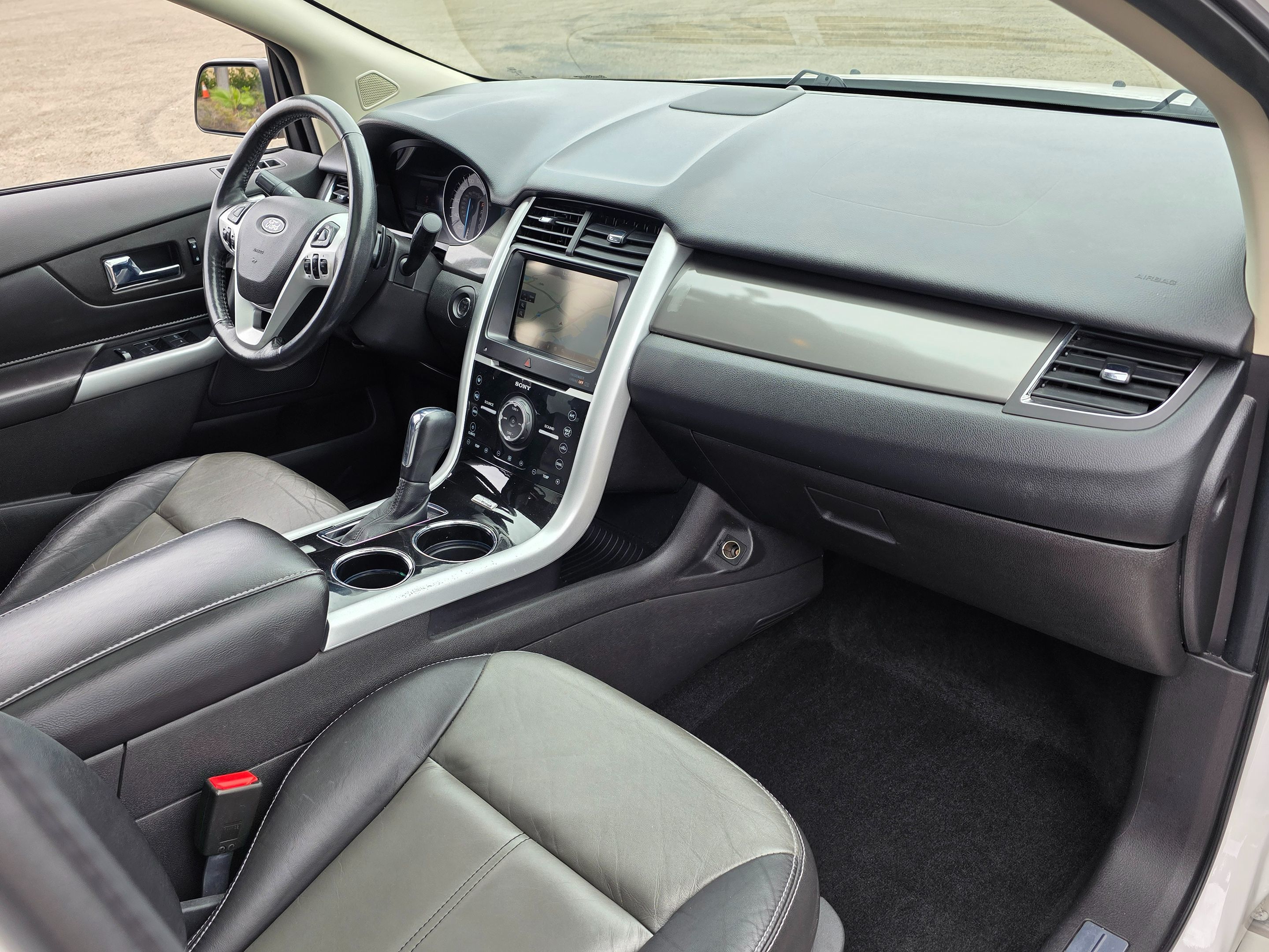 2013 Ford Edge Sport photo 14