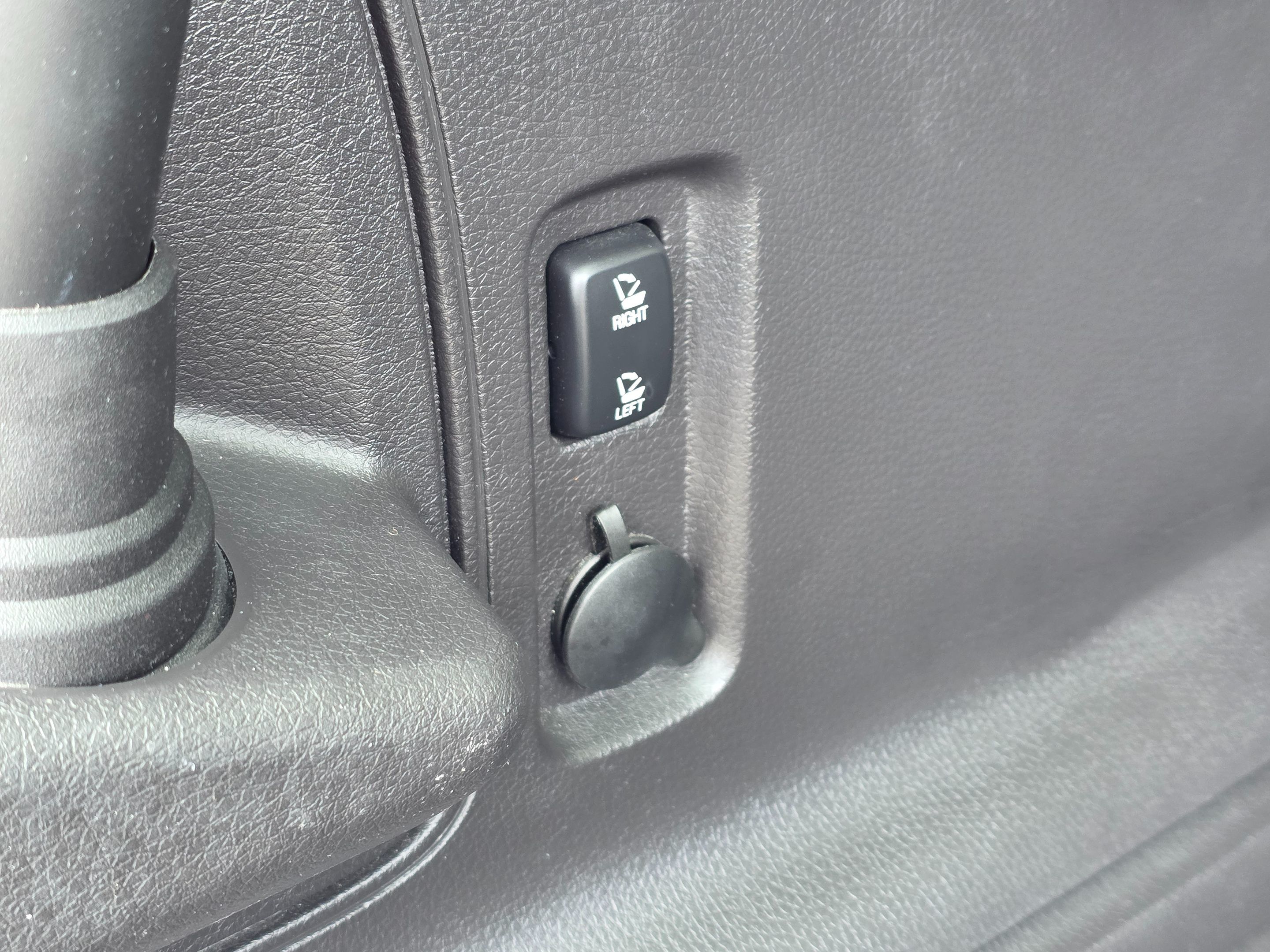 2013 Ford Edge Sport photo 21
