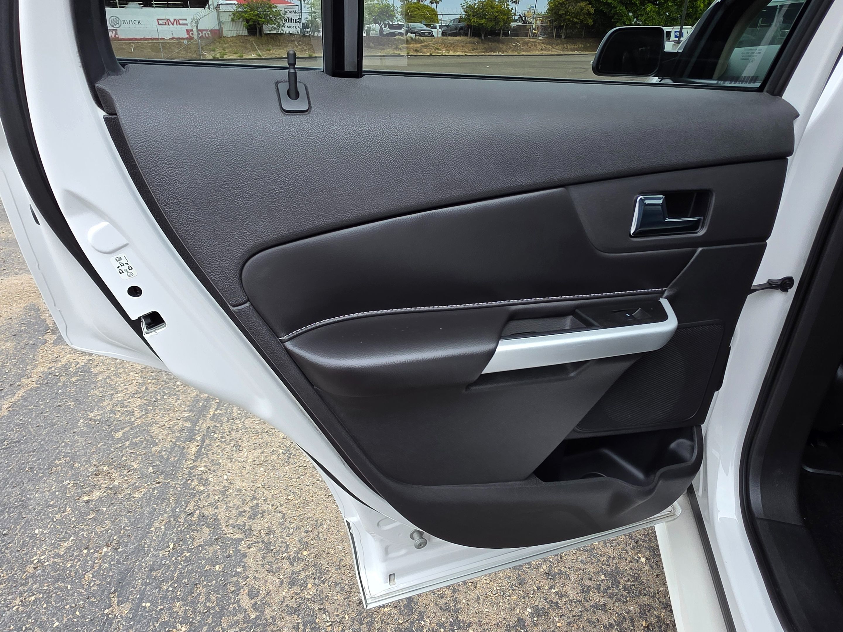 2013 Ford Edge Sport photo 29