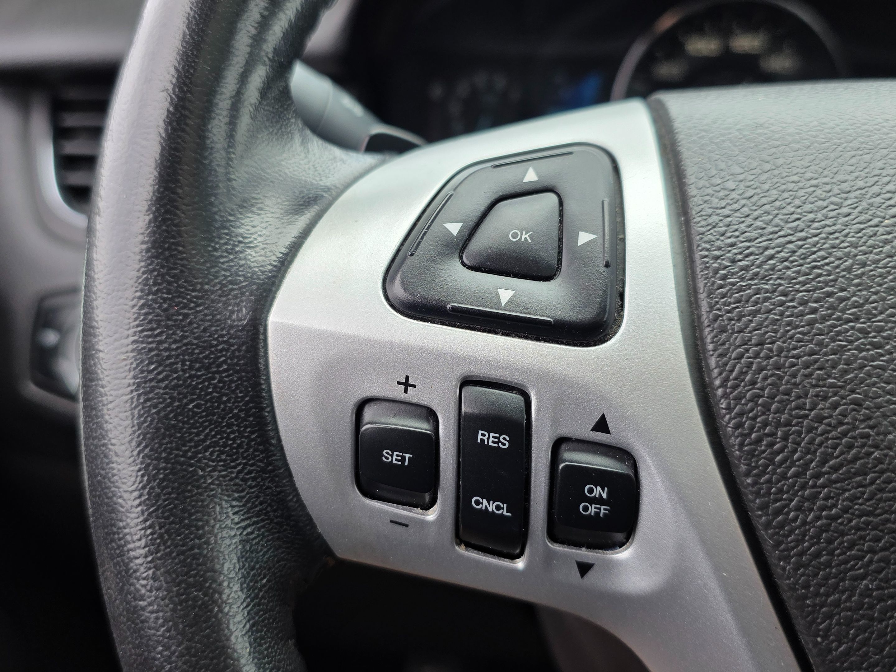 2013 Ford Edge Sport photo 34