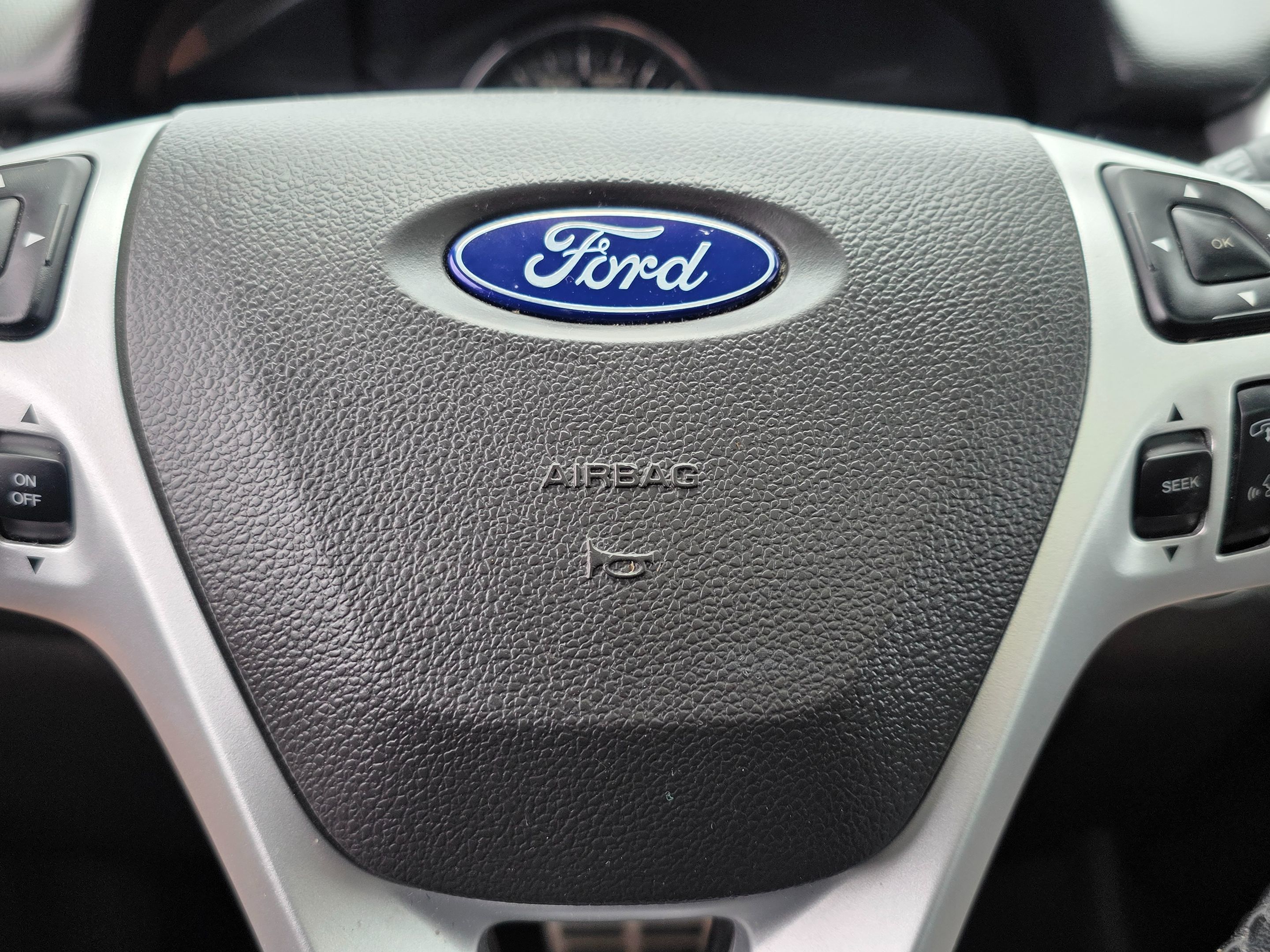 2013 Ford Edge Sport photo 35