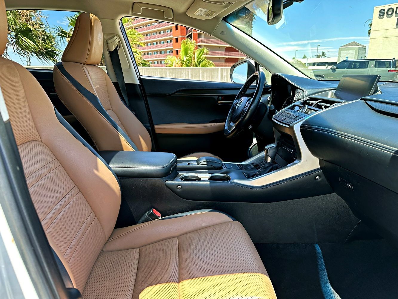 2015 Lexus NX 200t Luxury photo 6