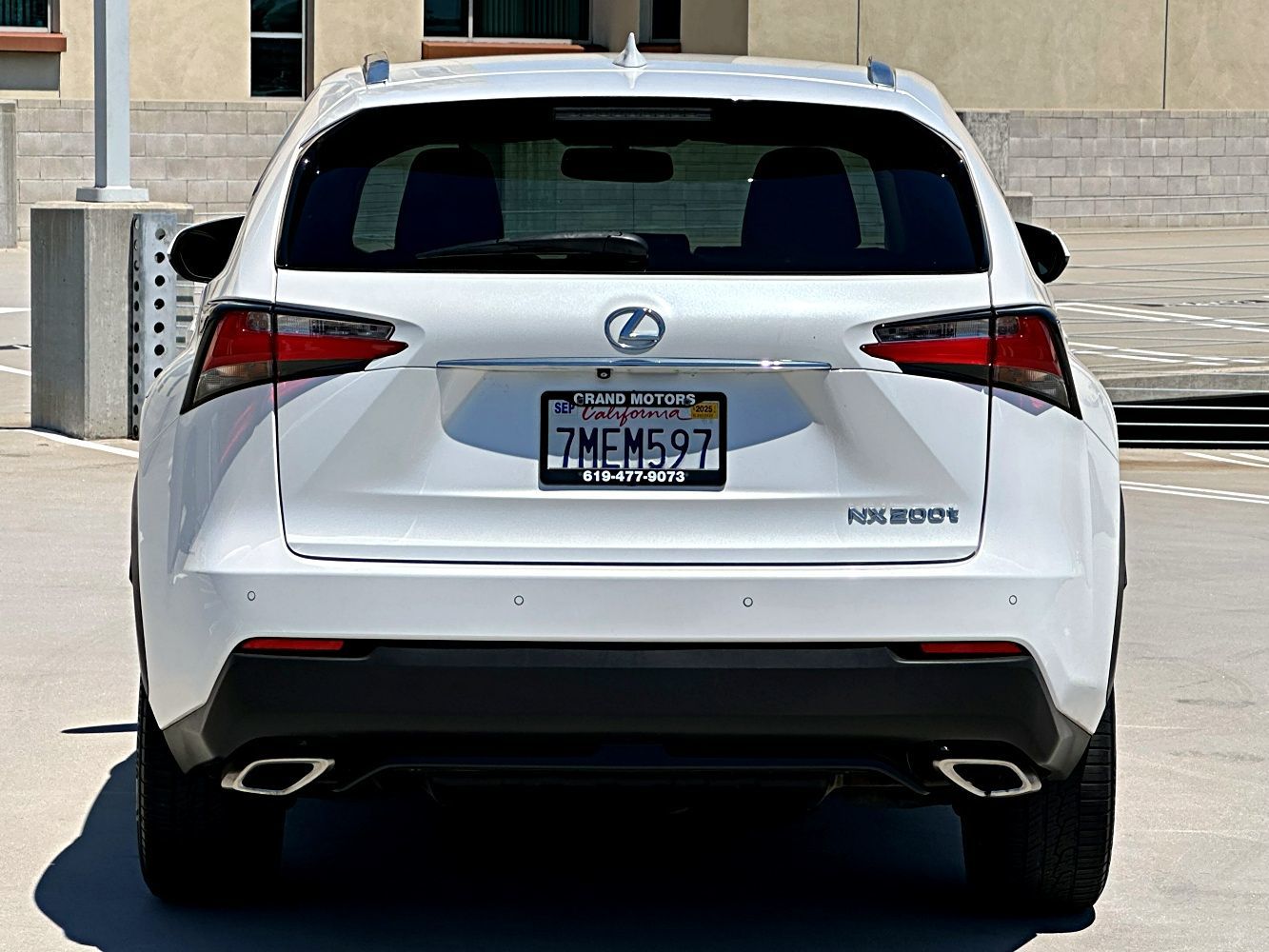 2015 Lexus NX 200t Luxury photo 11