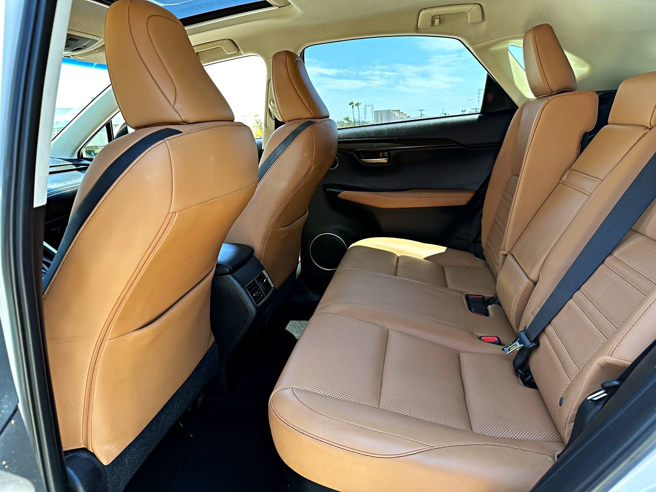 2015 Lexus NX 200t Luxury photo 14