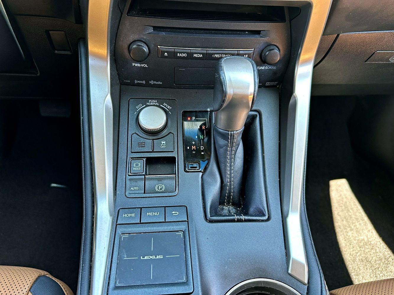 2015 Lexus NX 200t Luxury photo 21