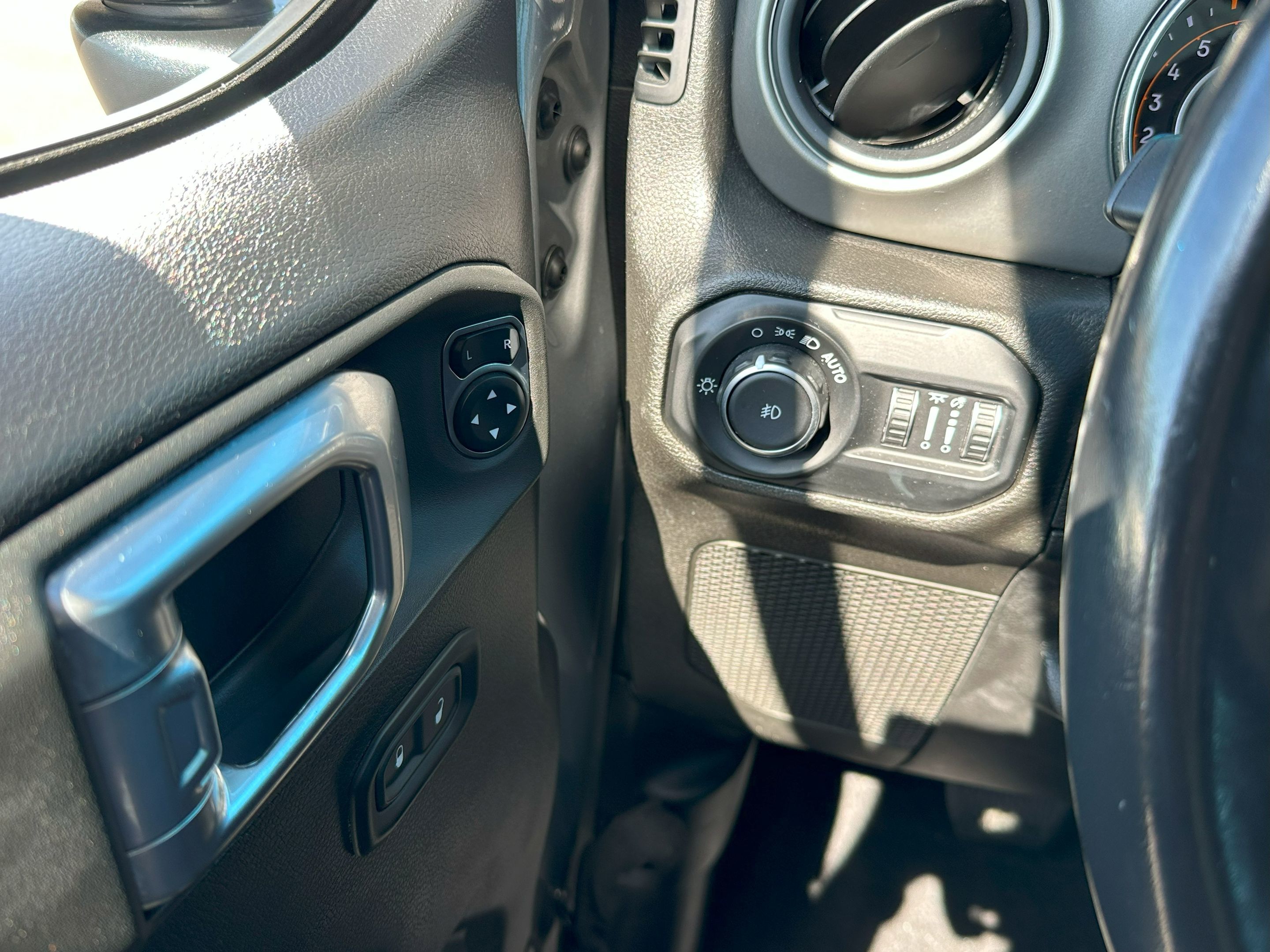 2021 Jeep Wrangler Unlimited Sport S photo 23