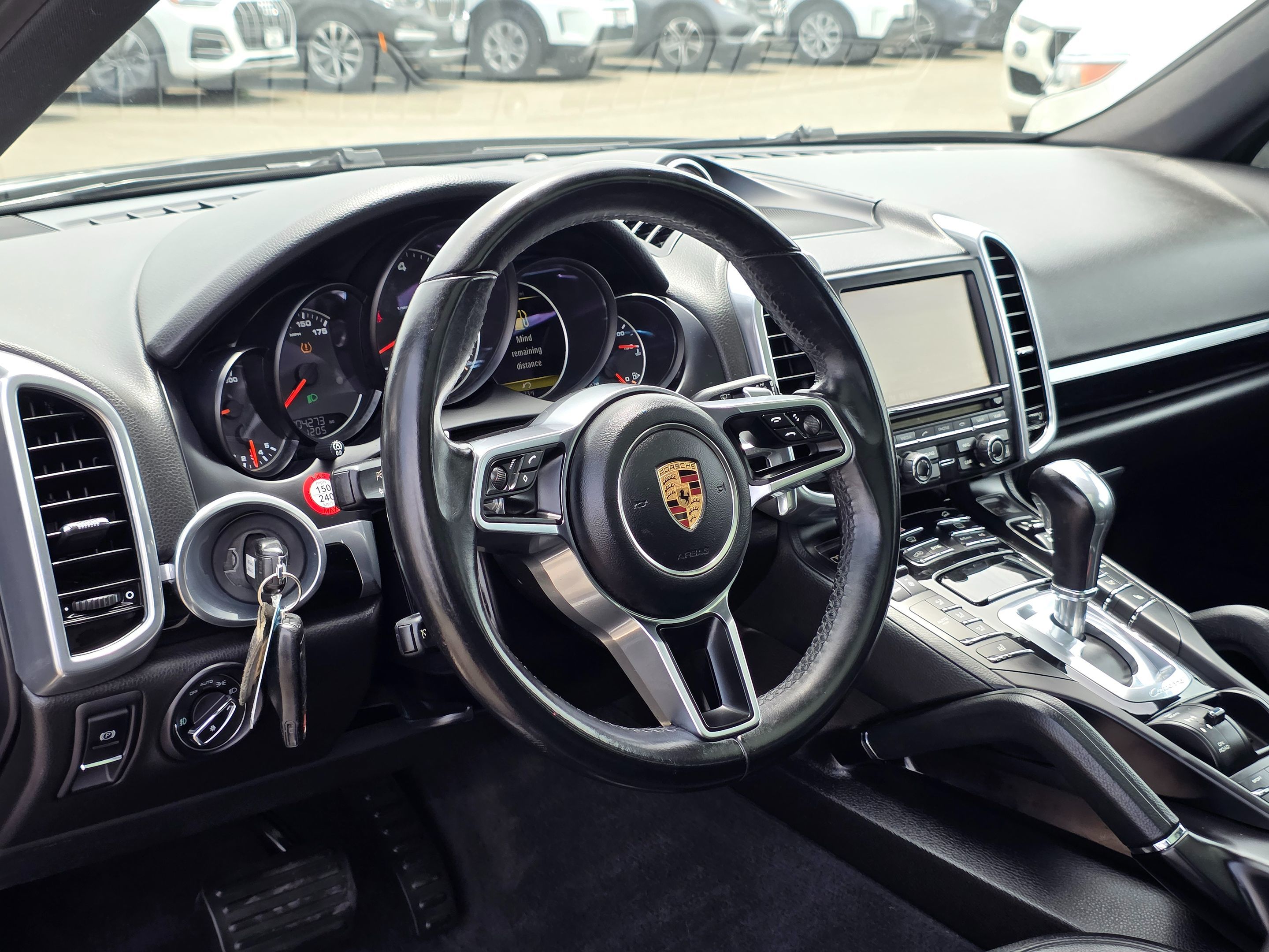 2016 Porsche Cayenne photo 24