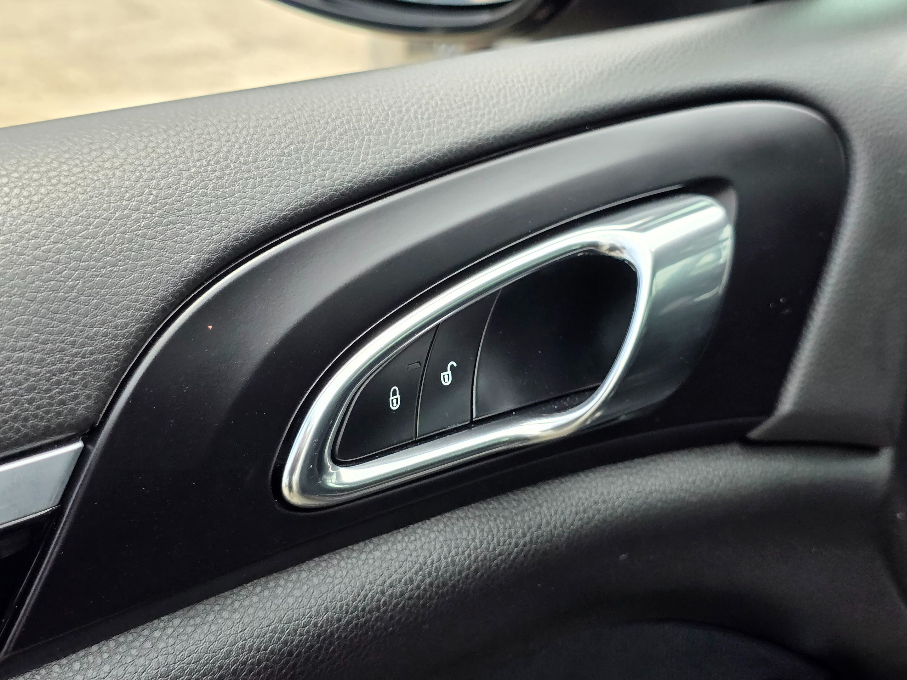 2016 Porsche Cayenne photo 32