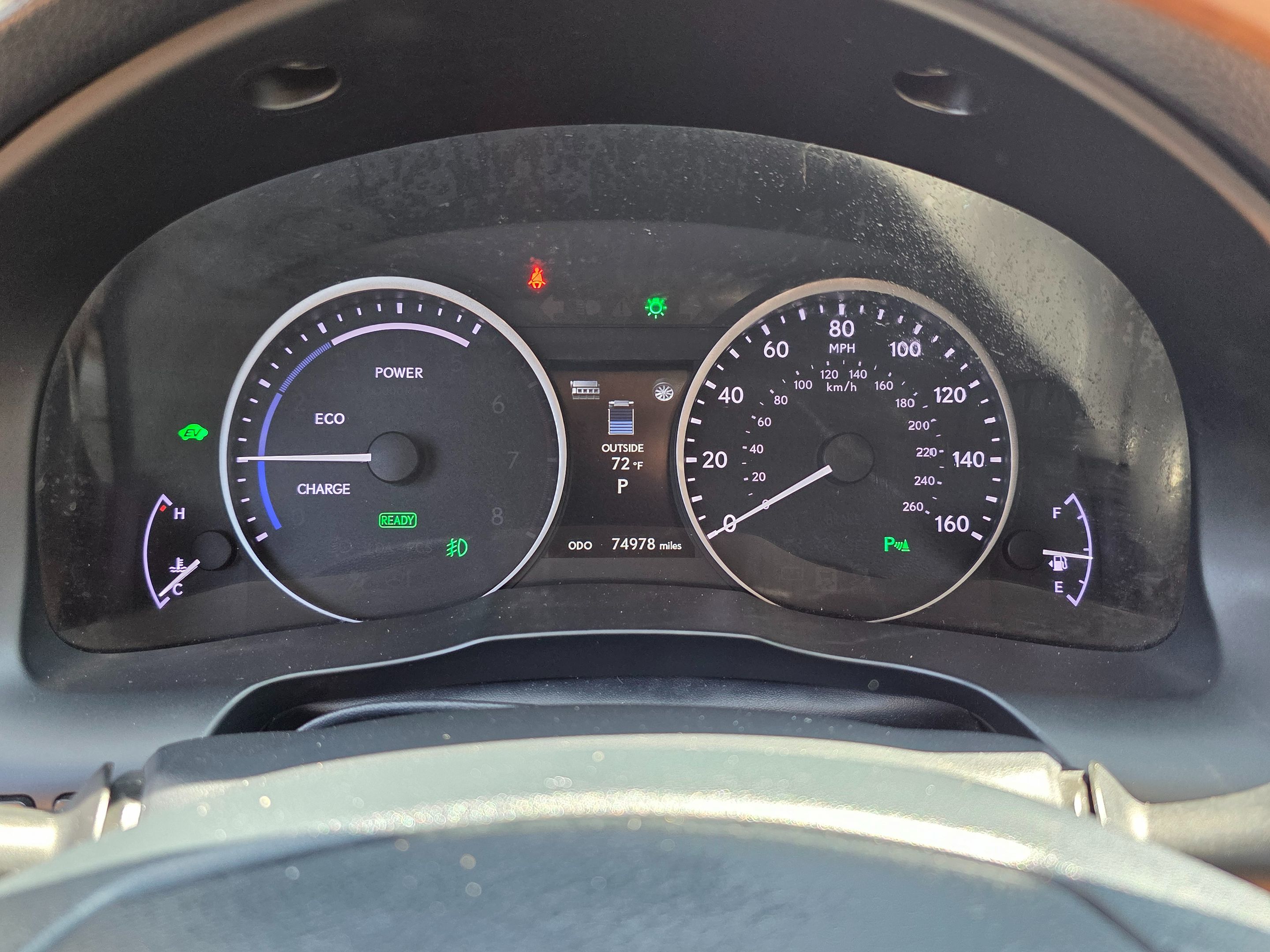 2015 Lexus ES 300h Premium photo 30