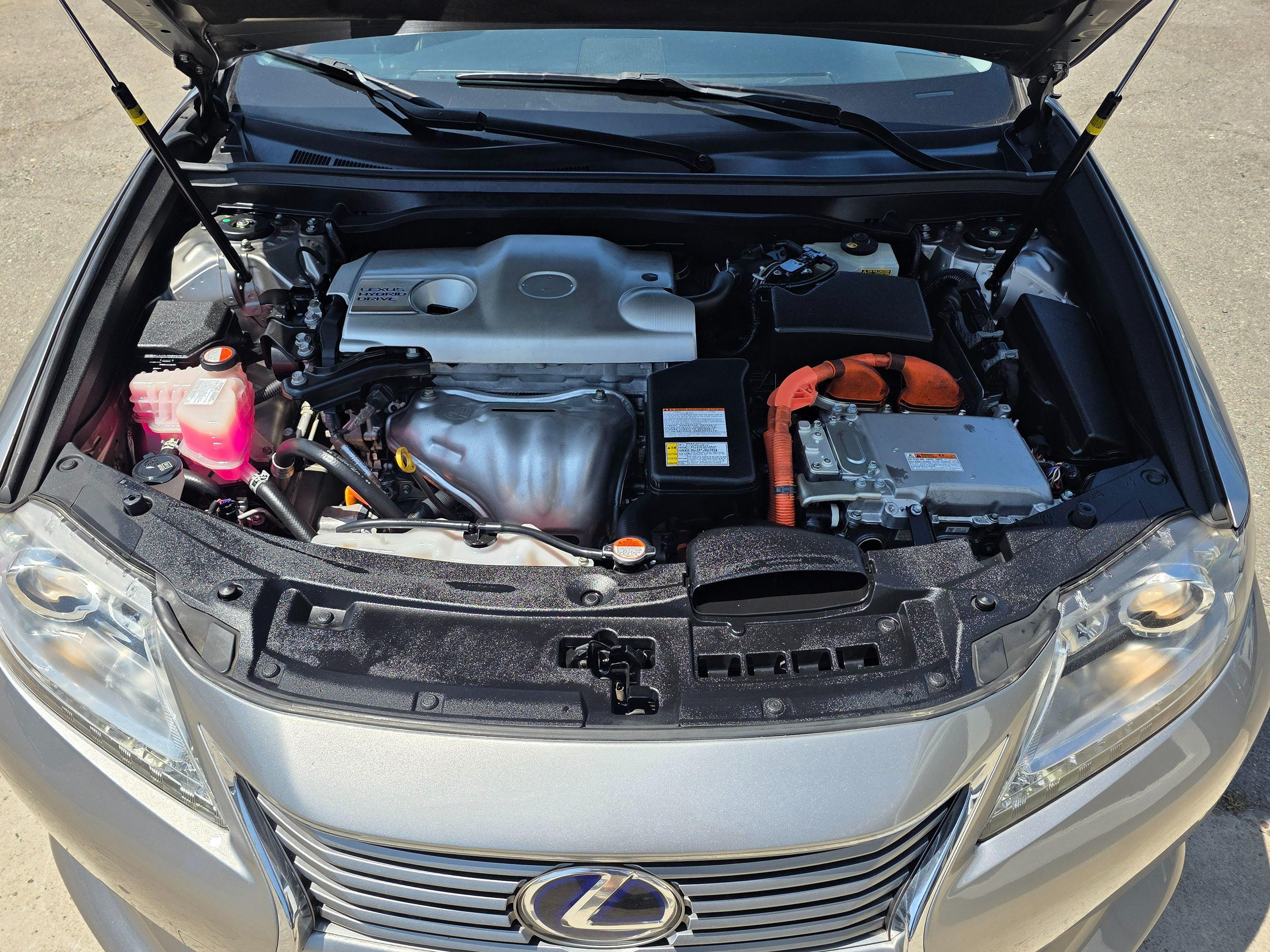 2015 Lexus ES 300h Premium photo 50