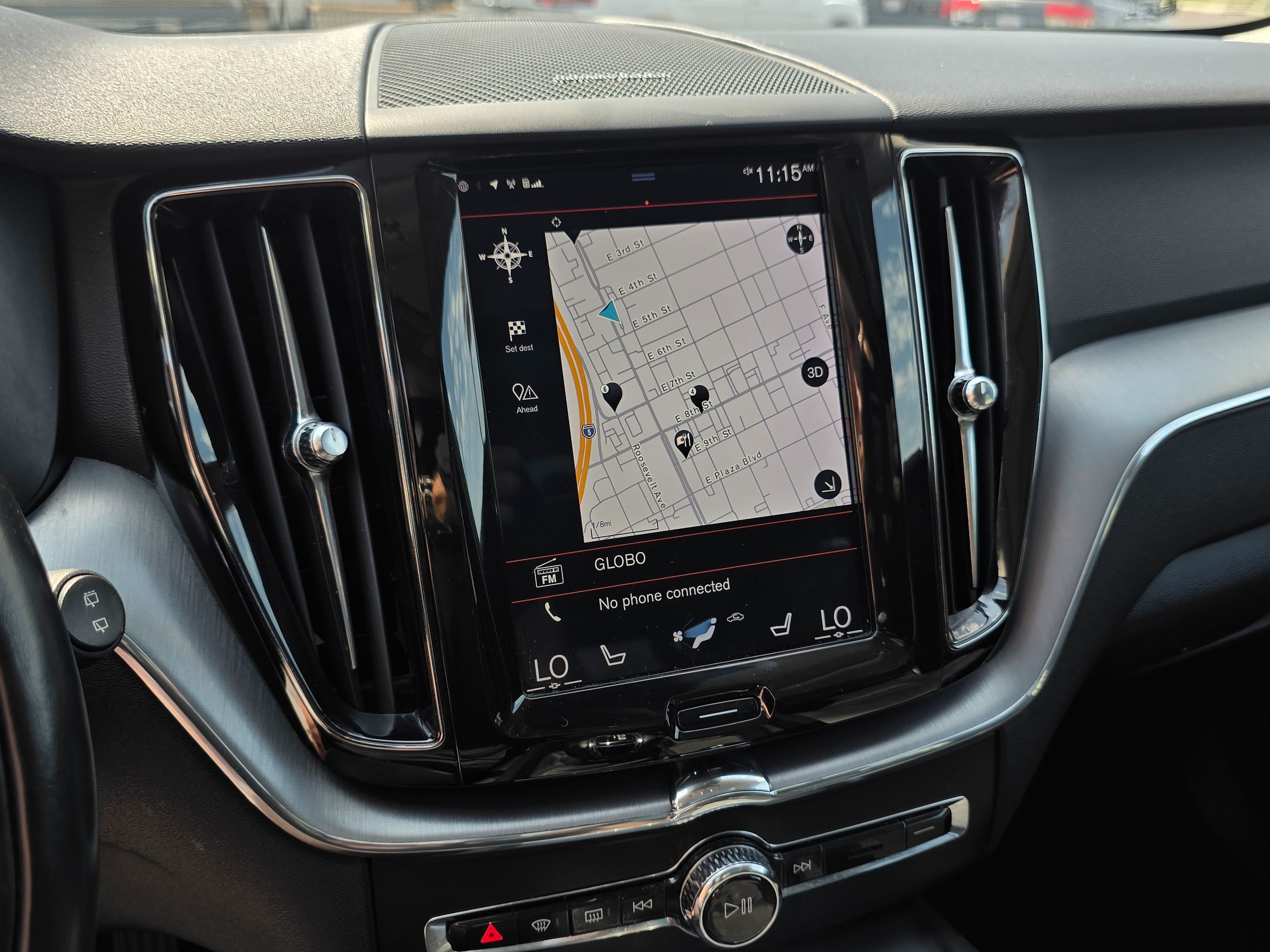 2019 Volvo XC60 Momentum photo 34