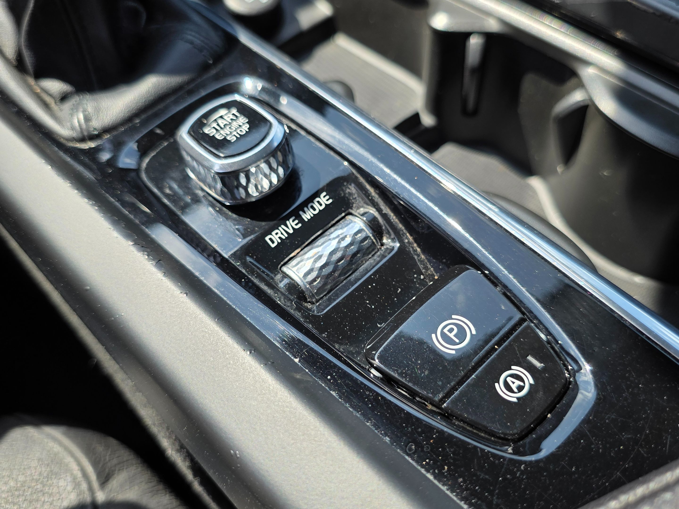 2019 Volvo XC60 Momentum photo 38