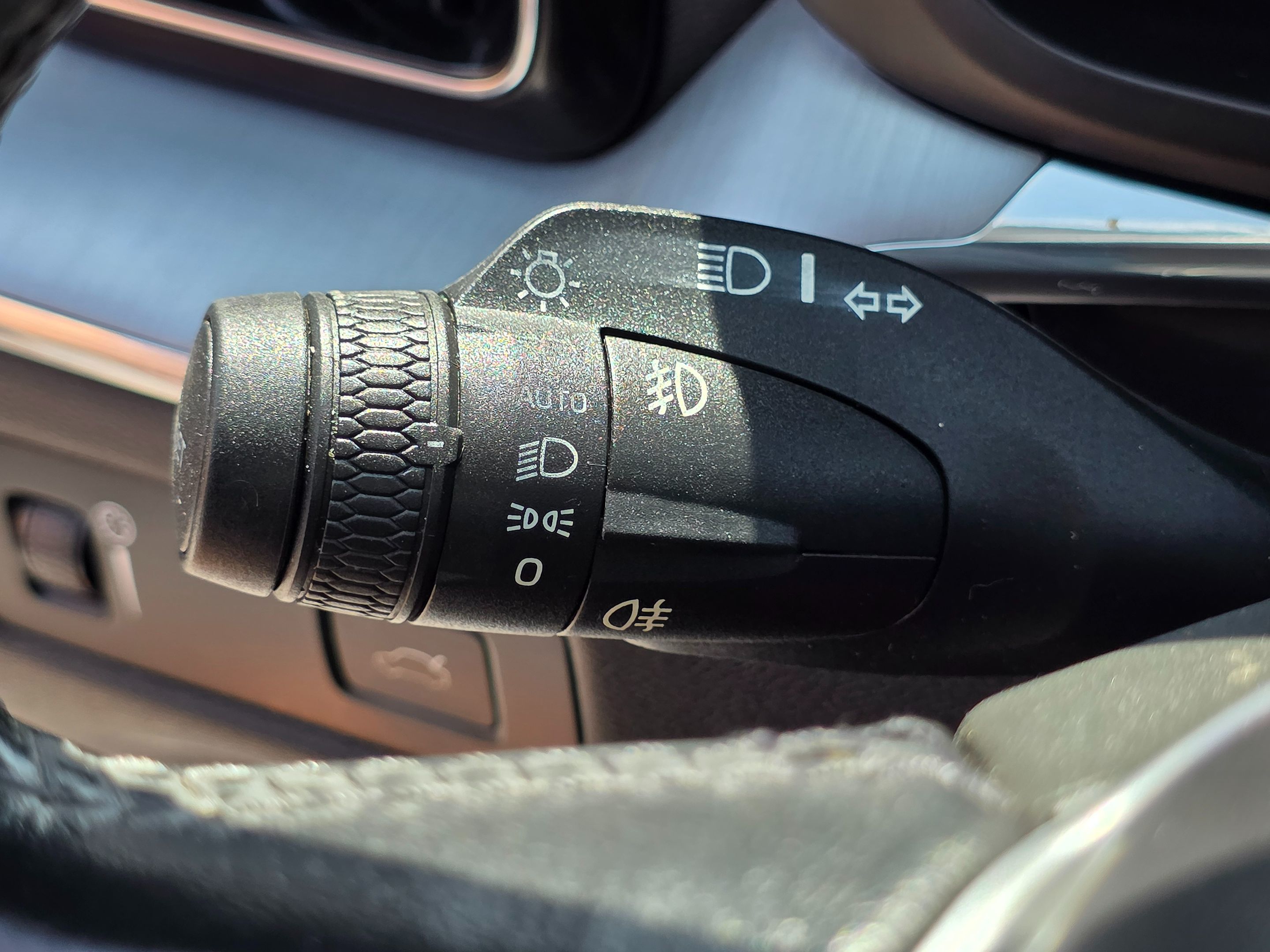 2019 Volvo XC60 Momentum - Photo 43