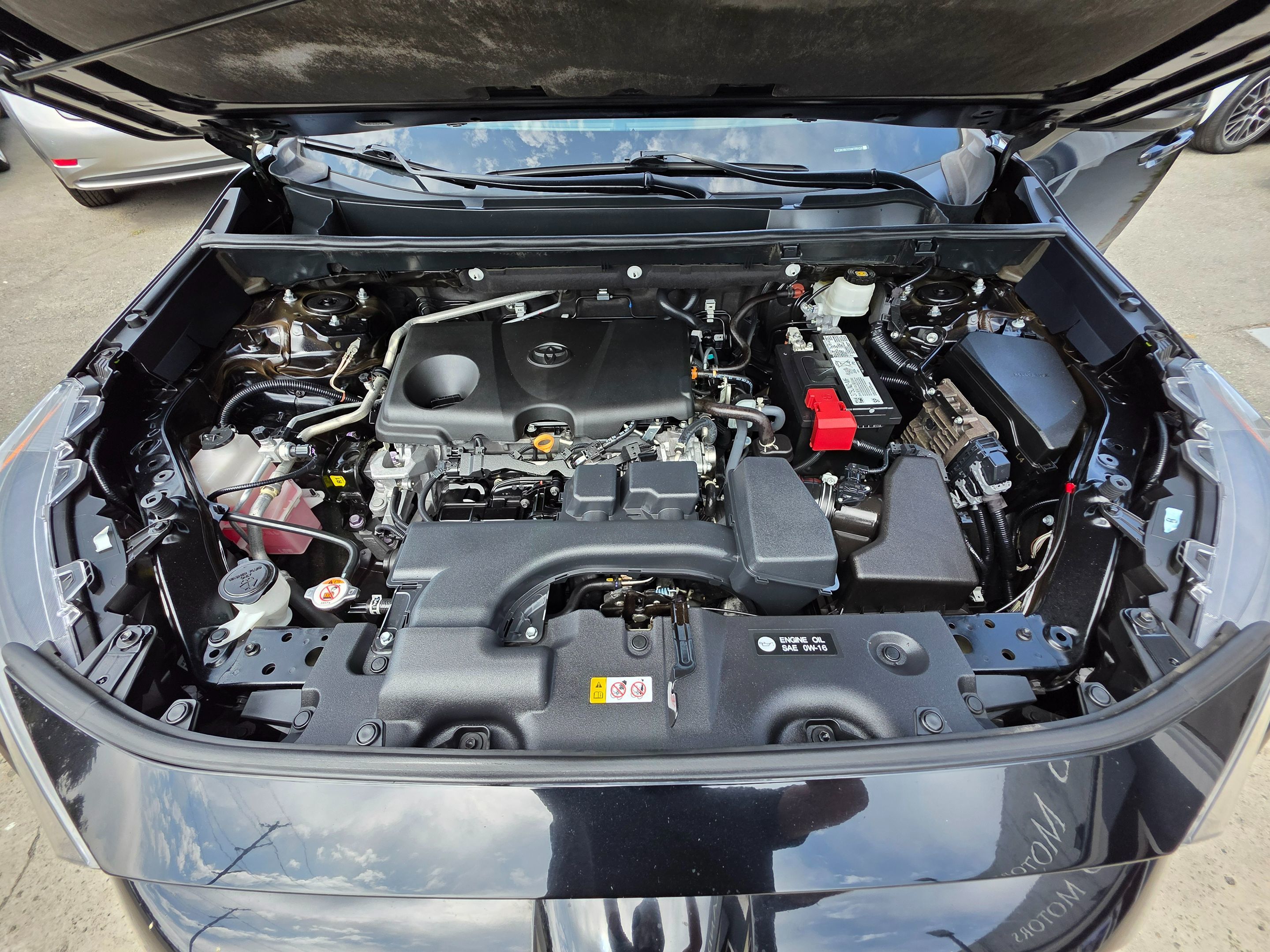 2022 Toyota RAV4 LE photo 42