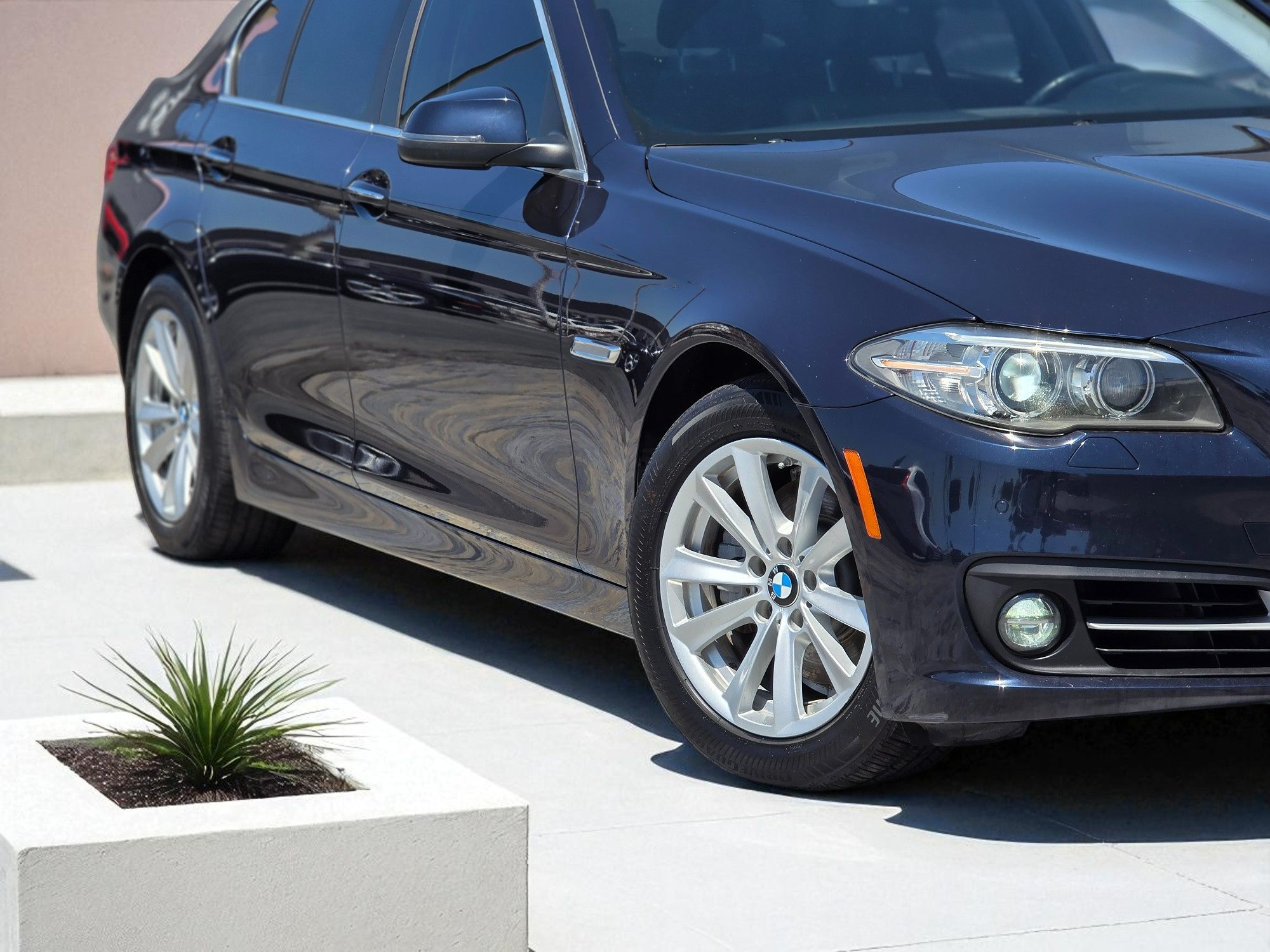 2016 Bmw 528i 5-series photo 2