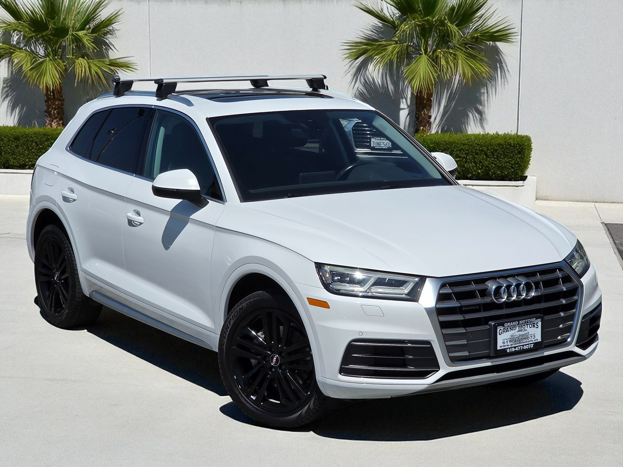 2018 Audi Q5 Premium Plus photo 2