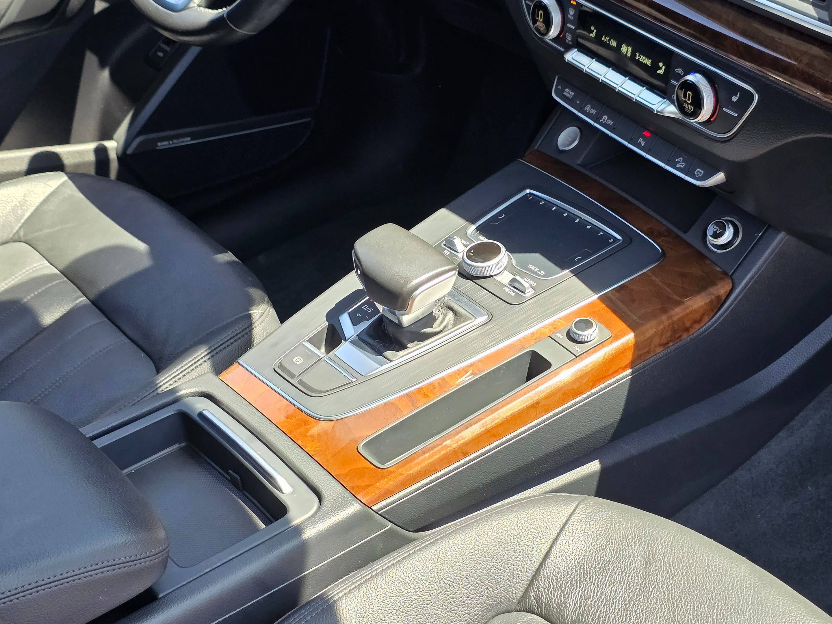 2018 Audi Q5 Premium Plus photo 16