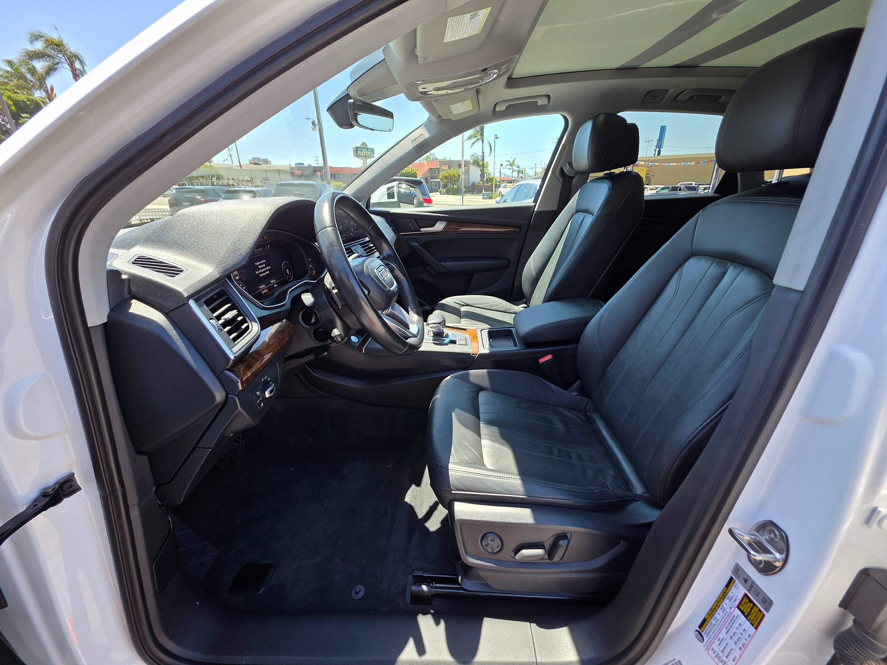 2018 Audi Q5 Premium Plus photo 24